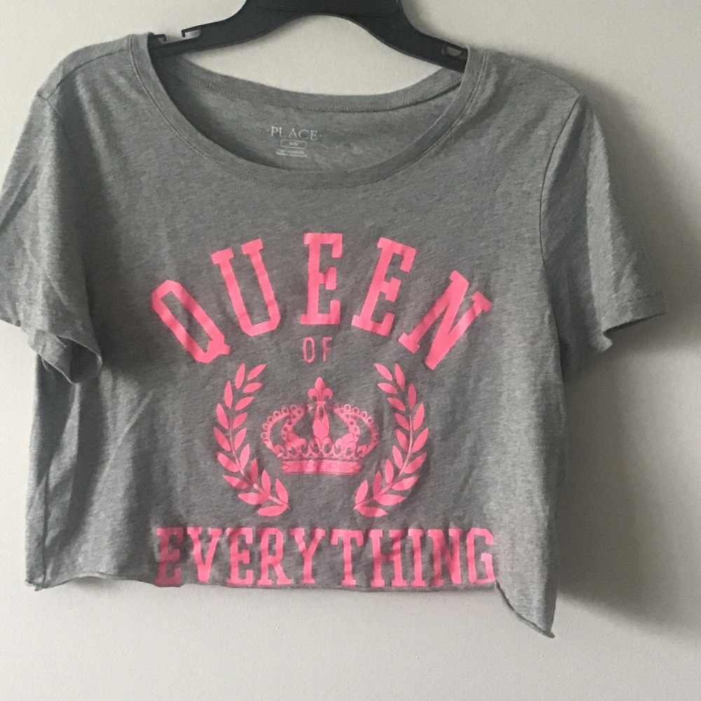 Crop pink graphic ,grey tee